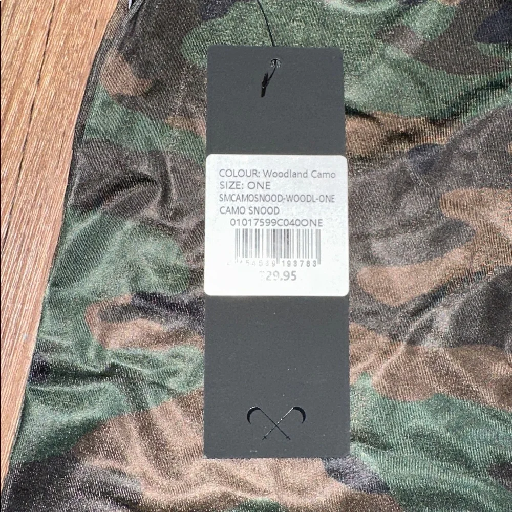 Saint‎ Morta NWT Snood Gator Mask Camo